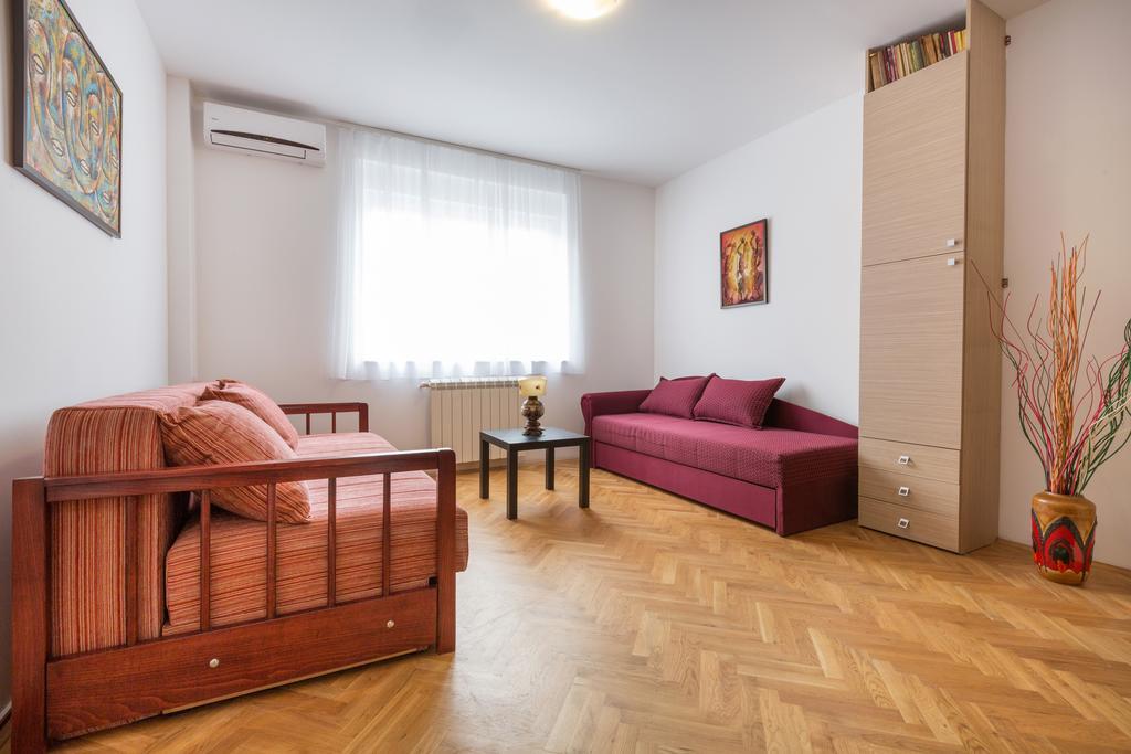 בלגרד Dolce Vita Luxury Suites מראה חיצוני תמונה